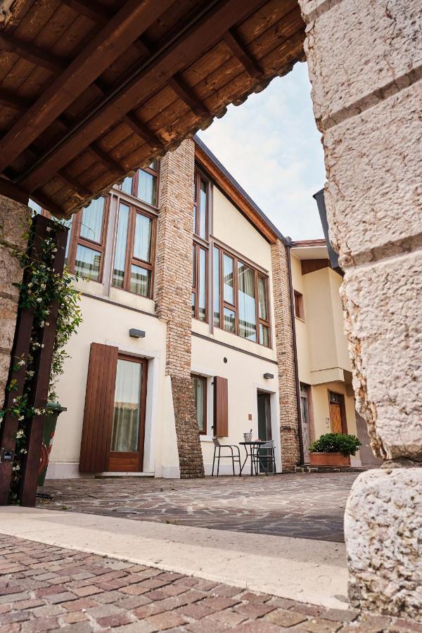 Bed and Breakfast Ad Sidera Pastrengo Esterno foto
